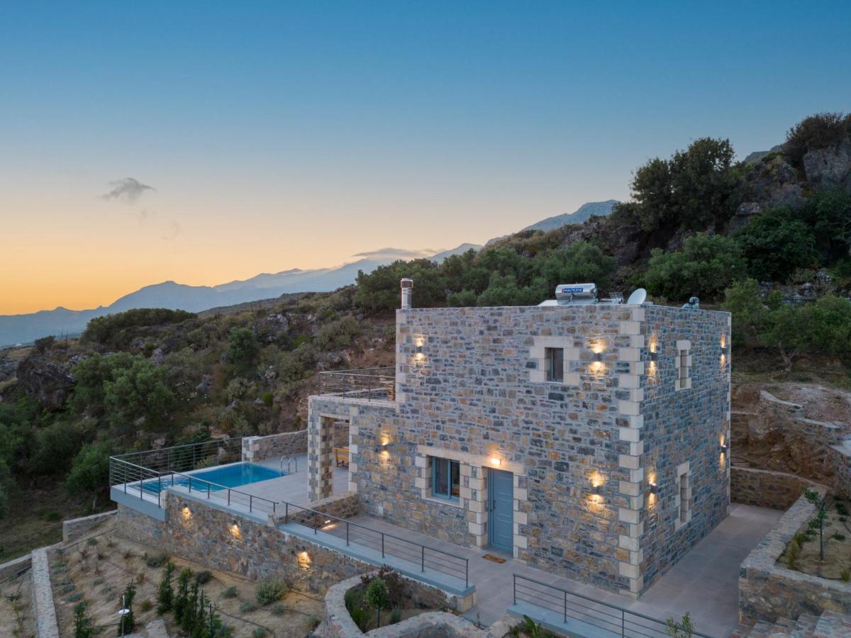 Nature Villas Myrthios Plakias Exterior photo